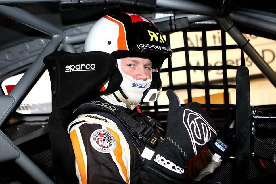 Ulrik Linnemann håber at en ny undervogn og mere motorkraft, kan give ham bedre betingelser på de europæiske rallycrossbaner
(Foto: Johnny Loix, BE)